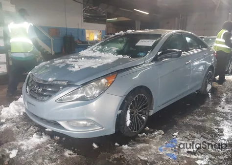 2011 Hyundai Sonata Se z USA, uszkodzony, nr VIN 5NPEC4AC9BH140955